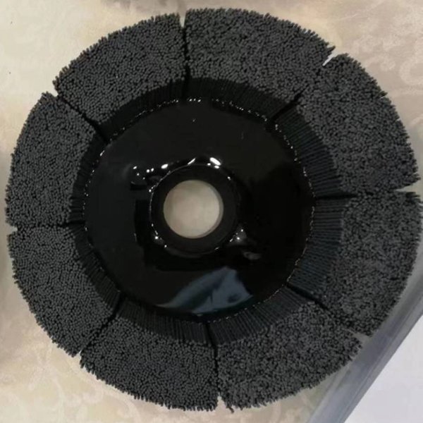 Abrasive Wire Plastic Based Disk Brush