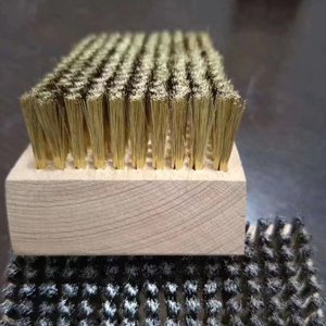 nylon wooden based plate brush