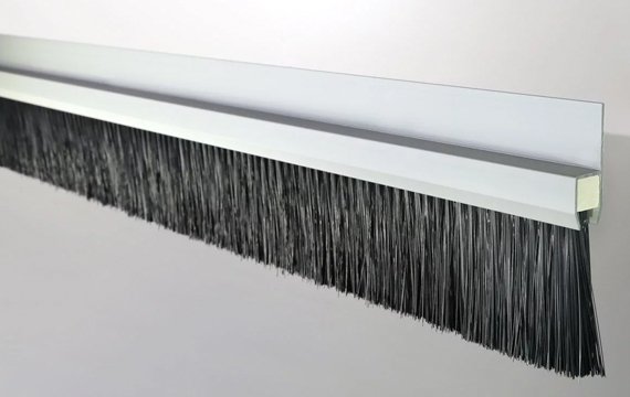 industrial brush for noise reduction