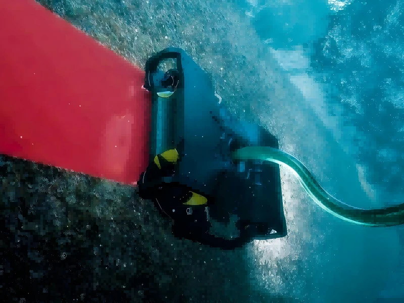 Underwater Robot Cleaning
