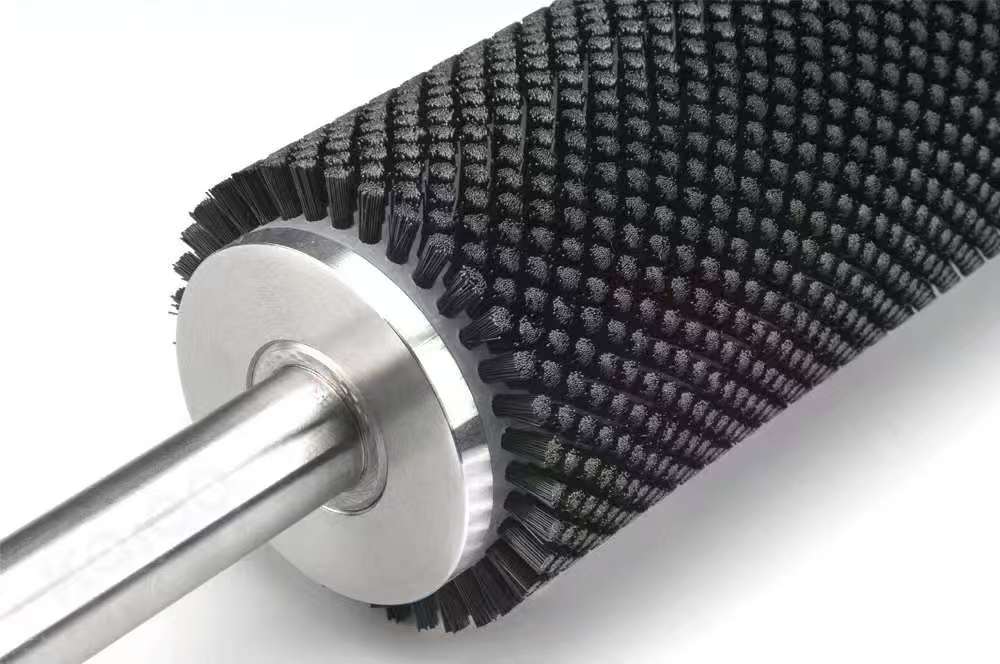 5 Common Uses for Cylinder Wire Brushes in Industry