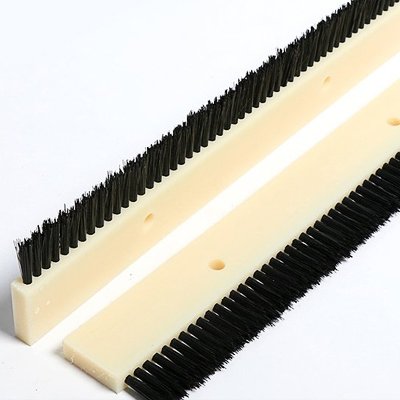 black nylon wooden based plate brush